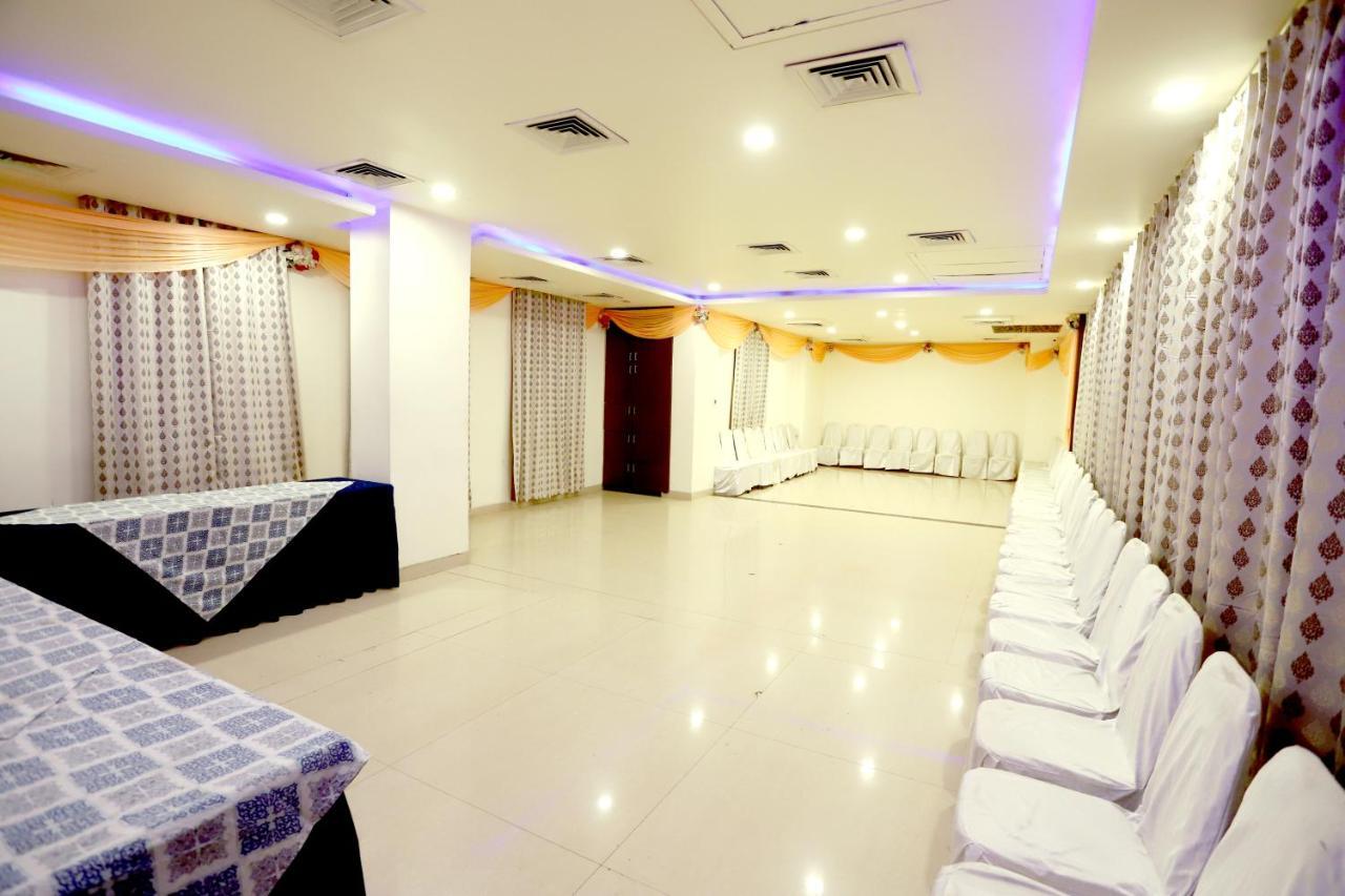בהופאל Hotel Blue Pearl מראה חיצוני תמונה