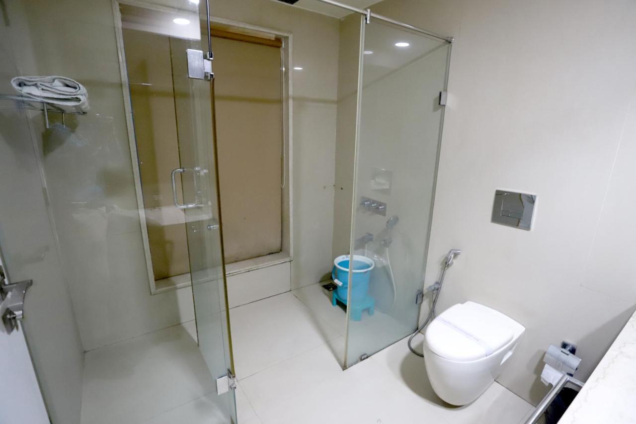 בהופאל Hotel Blue Pearl מראה חיצוני תמונה