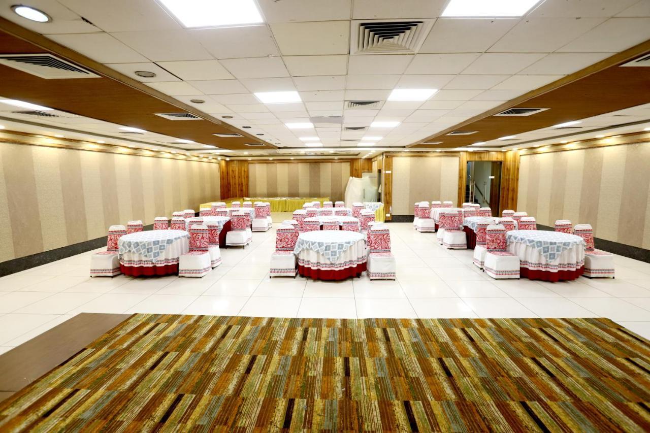 בהופאל Hotel Blue Pearl מראה חיצוני תמונה