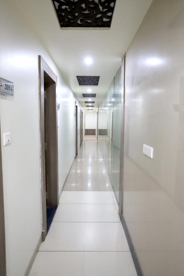 בהופאל Hotel Blue Pearl מראה חיצוני תמונה