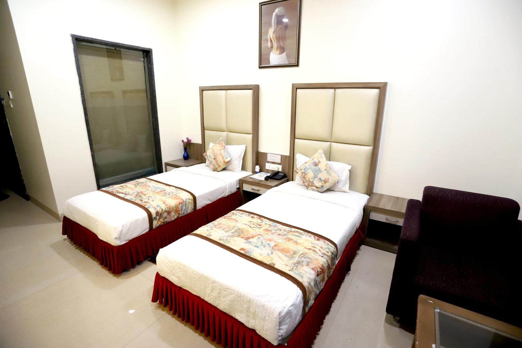 בהופאל Hotel Blue Pearl מראה חיצוני תמונה